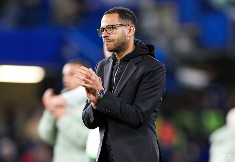 Premier League: Chelsea trắng tay trên sân nhà