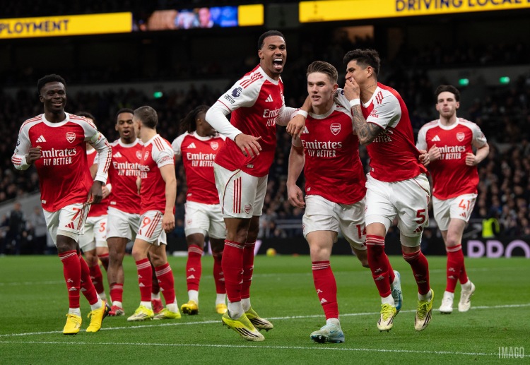 အာဆင်နယ်ဟာ နယူးကာဆယ် အသင်း ဘက်ကို ပရီးမီးယားလိဂ် သွင်းဂိုး ၉၉ ဂိုး သွင်းထားတာကြောင့် ဒီပွဲမှာ နောက်ထပ် ၁ ဂိုး သွင်းရင် ဂိုး ၁၀၀ ပြည့်တဲ့ မှတ်တိုင်ကို စိုက်ထူနိုင်မှာပါ။