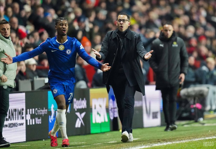 နည်းပြ လီယမ် ရိုစီနီယာရဲ့ ချဲလ်ဆီး ခရီးစဉ်ဟာ အစပိုင်းမှာ ပရီးမီးယားလိဂ် ၄ ပွဲ ဆက်နိုင်ပြီး တောက်ပခဲ့ပါတယ်။