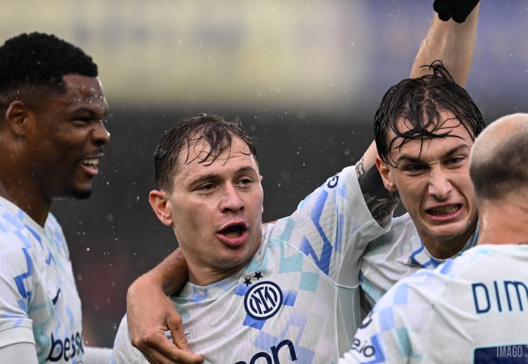 ဒါ့အပြင် ဘေယန်မြူးနစ်က ထွက်ခွာမယ့် ရာဖေးလ် ဂွါရဲရိုး ကလည်း လာလီဂါ ကလပ်ဆီကို ပြောင်းရွှေ့ချင်နေပါတယ်။